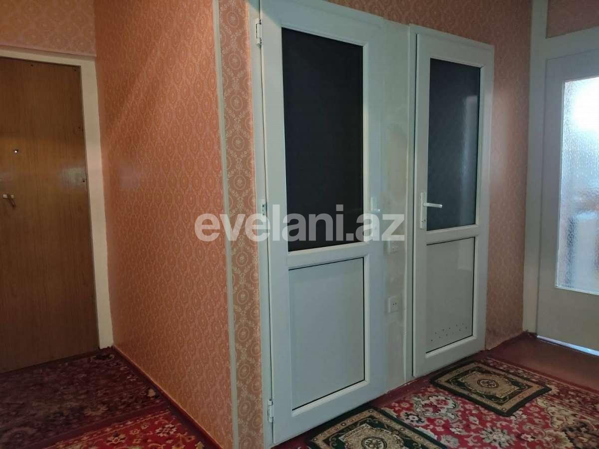 Satılır, köhnə tikili, 3 otaqlı, 75 m², Bakı, Suraxanı r.