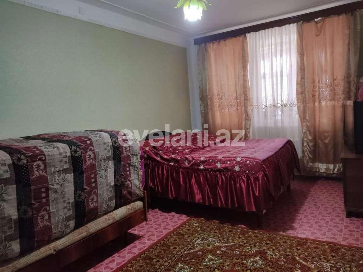 Satılır, köhnə tikili, 3 otaqlı, 75 m², Bakı, Suraxanı r.