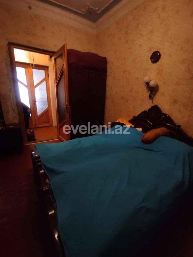 Sale, old building, 4 room, 95 m², Baku, Yasamal r, Elmlar Akademiyası m.