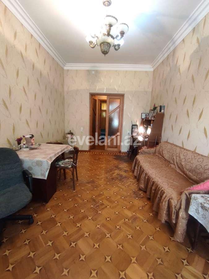 Sale, old building, 4 room, 95 m², Baku, Yasamal r, Elmlar Akademiyası m.