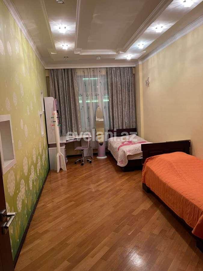 Сдаётся, новостройка, 3-комнаты, 132 m², Баку, Хатаинский r, Шах Исмаил Хатаи m.