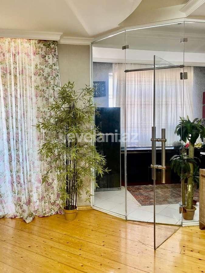 Satılır, yeni tikili, 3 otaqlı, 113 m², Bakı, Binəqədi r, 8-ci mikrorayon q, Azadlıq prospekti m.