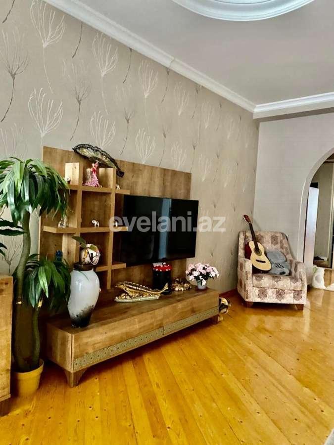Satılır, yeni tikili, 3 otaqlı, 113 m², Bakı, Binəqədi r, 8-ci mikrorayon q, Azadlıq prospekti m.