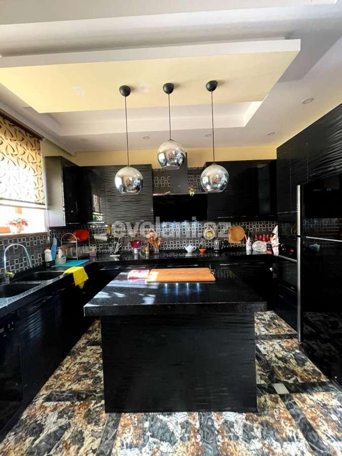 Satılır, həyət evi / bağ, 6 otaqlı, 299.99 m², Bakı, Xəzər r, Şüvəlan q, Koroğlu m.