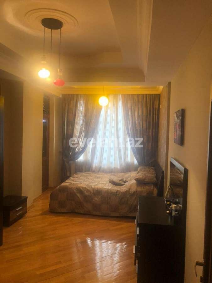 Satılır, yeni tikili, 3 otaqlı, 136 m², Bakı, Nərimanov r, Azadlıq prospekti m.