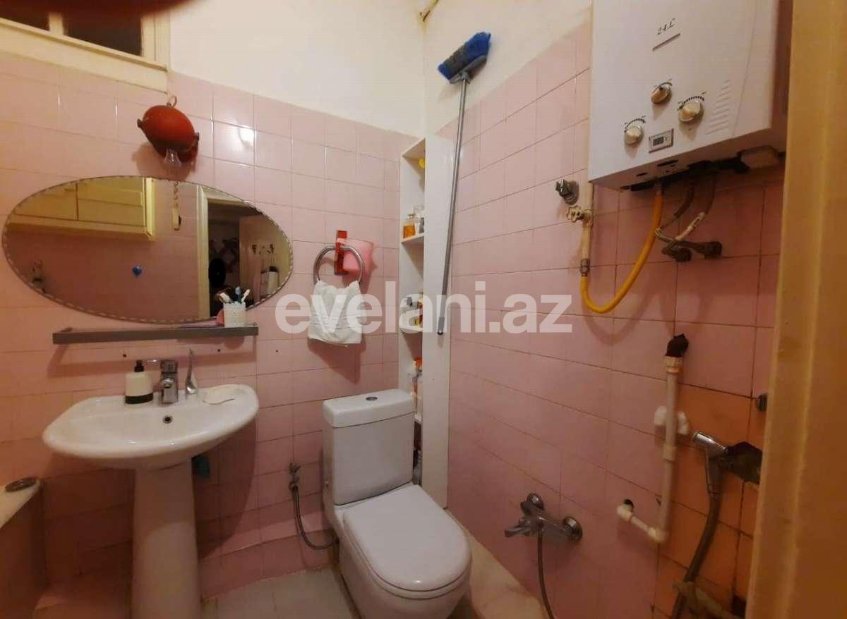 Satılır, köhnə tikili, 2 otaqlı, 55 m², Bakı, Yasamal r, Elmlər Akademiyası m.