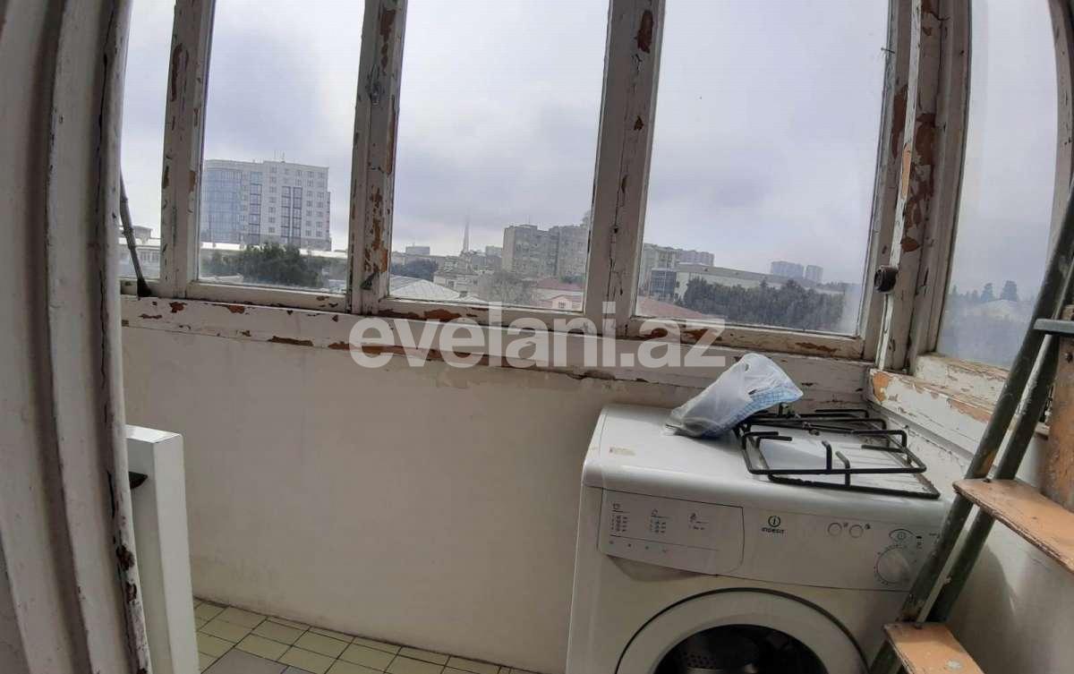 Satılır, köhnə tikili, 2 otaqlı, 55 m², Bakı, Yasamal r, Elmlər Akademiyası m.