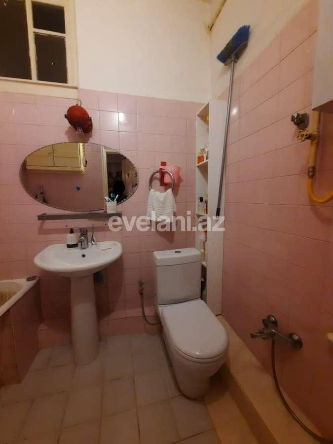Satılır, köhnə tikili, 2 otaqlı, 55 m², Bakı, Yasamal r, Elmlər Akademiyası m.