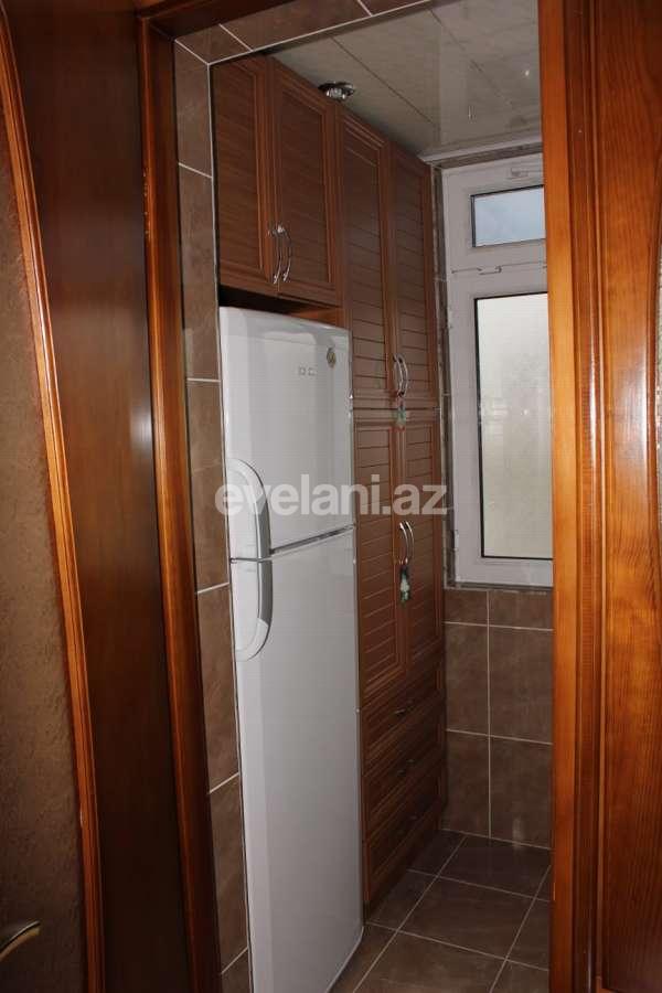 Sale, old building, 2 room, 40 m², Baku, Nizami r, Neftchilar m.