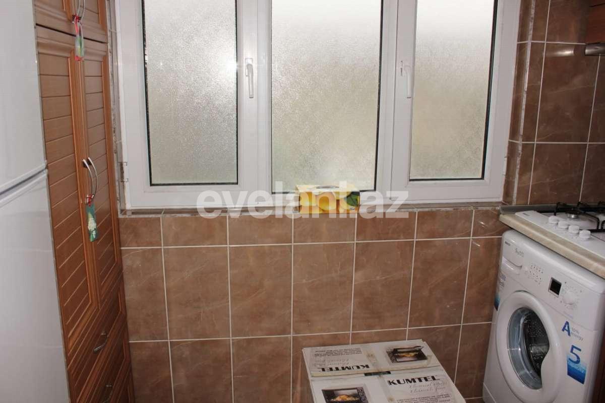 Sale, old building, 2 room, 40 m², Baku, Nizami r, Neftchilar m.