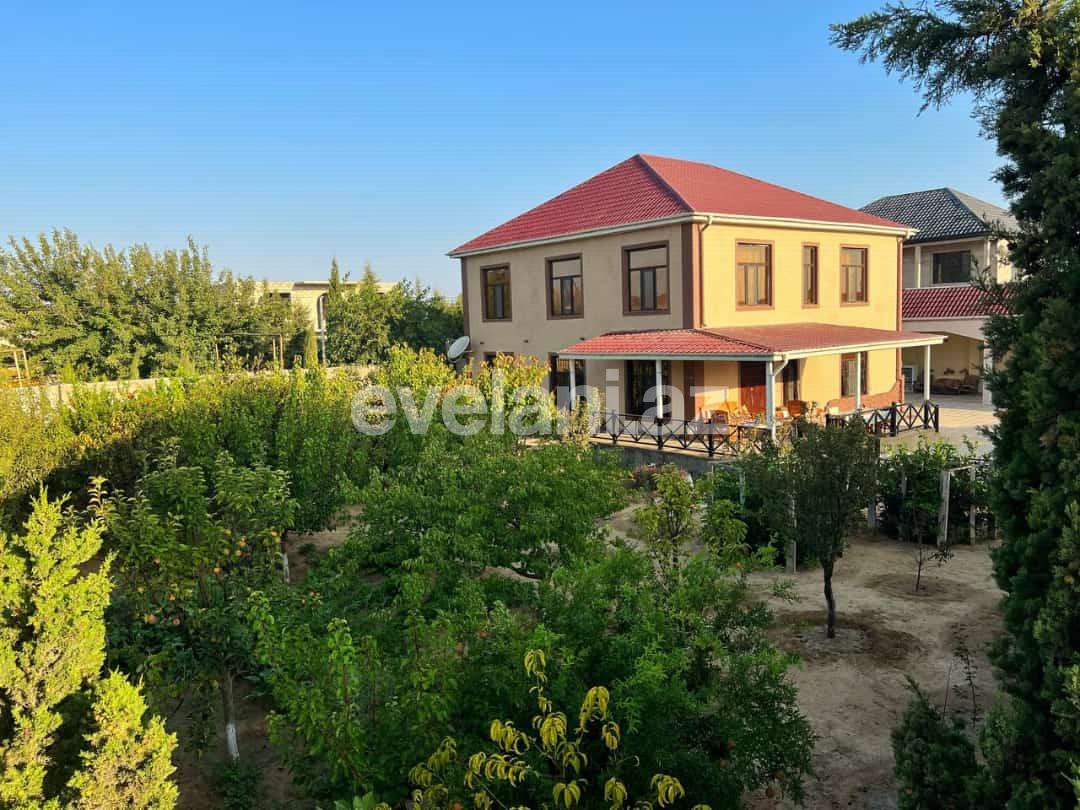 Satılır, həyət evi / bağ, 6 otaqlı, 320 m², Bakı, Xəzər r, Şüvəlan q.