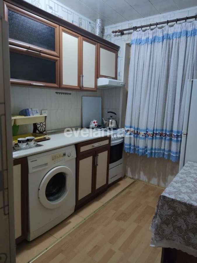 Rent, old building, 3 room, 70 m², Baku, Nizami r, Neftchilar m.