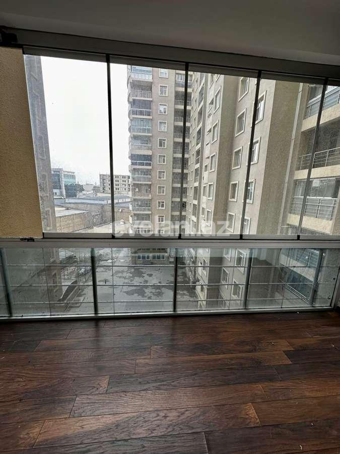 Kirayə verilir, yeni tikili, 4 otaqlı, 208 m², Bakı, Xətai r, Şah İsmayıl Xətai m.
