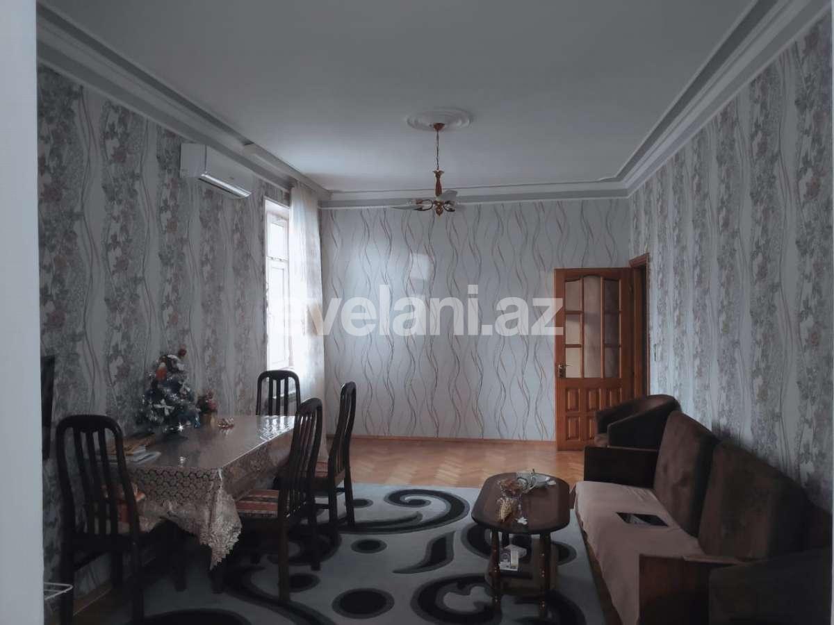 Rent, old building, 2 room, 60 m², Baku, Ganjlik m.