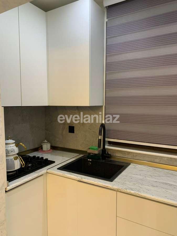 Продаётся, вторичка, 2-комнаты, 45 m², Баку, Бинагадинский r, 8-й микрорайон p, Азадлыг проспекти m.