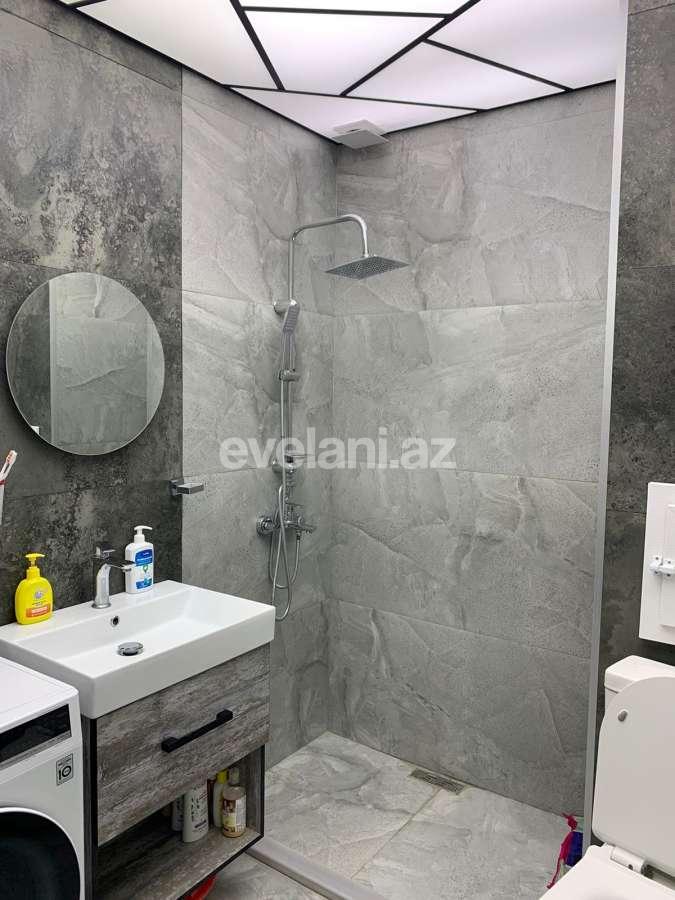 Продаётся, вторичка, 2-комнаты, 45 m², Баку, Бинагадинский r, 8-й микрорайон p, Азадлыг проспекти m.