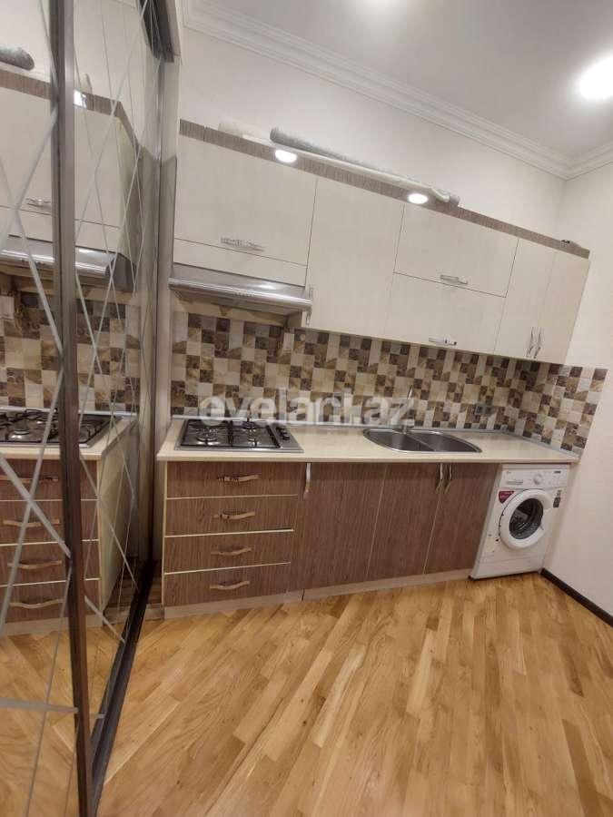 Satılır, yeni tikili, 2 otaqlı, 47 m², Bakı, Nəsimi r, Memar Əcəmi m.