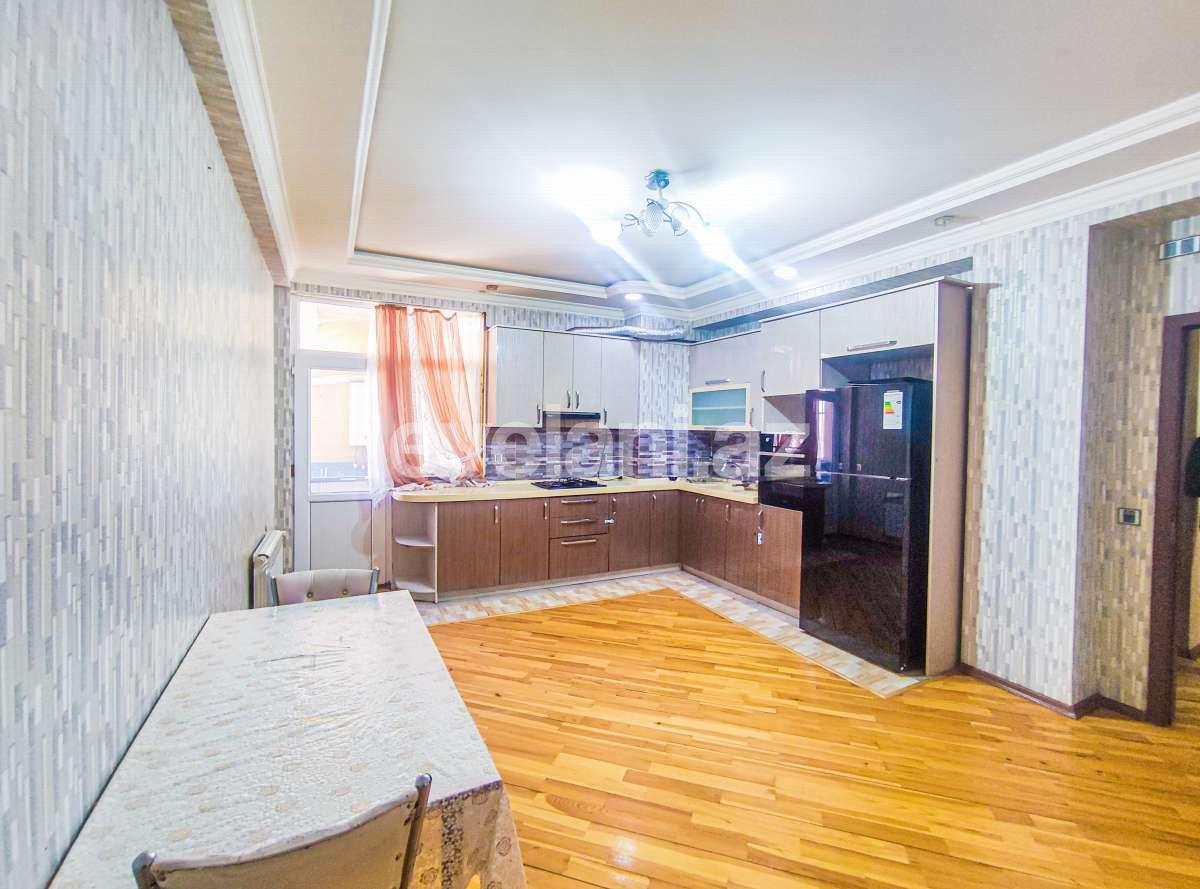 Rent, new building, 3 room, 130 m², Baku, Nizami r, Khalglar Doslugu m.