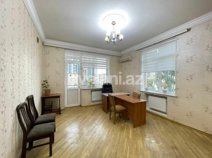 Kirayə verilir, ofis, 4 otaqlı, 230 m², Bakı, Nərimanov r, Montin q, Nəriman Nərimanov m.