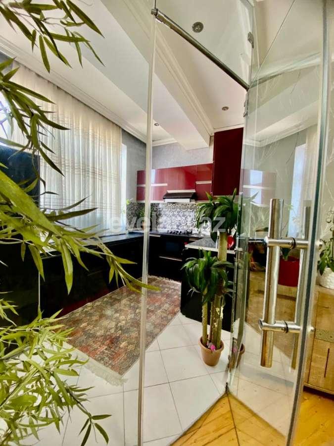 Satılır, yeni tikili, 3 otaqlı, 113 m², Bakı, Binəqədi r, 8-ci mikrorayon q, Nəriman Nərimanov m.