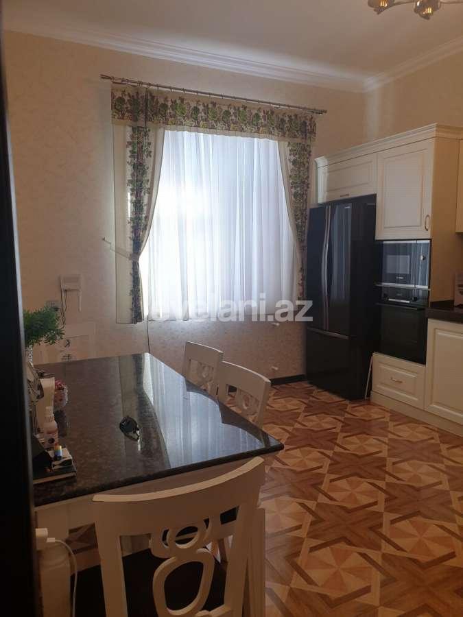 Satılır, həyət evi / bağ, 4 otaqlı, 280 m², Bakı, Səbail r.