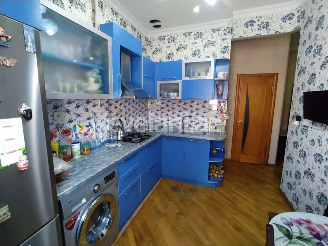 Satılır, köhnə tikili, 3 otaqlı, 77 m², Bakı, Nəsimi r, 28 may m.