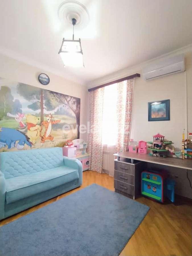 Satılır, köhnə tikili, 3 otaqlı, 77 m², Bakı, Nəsimi r, 28 may m.