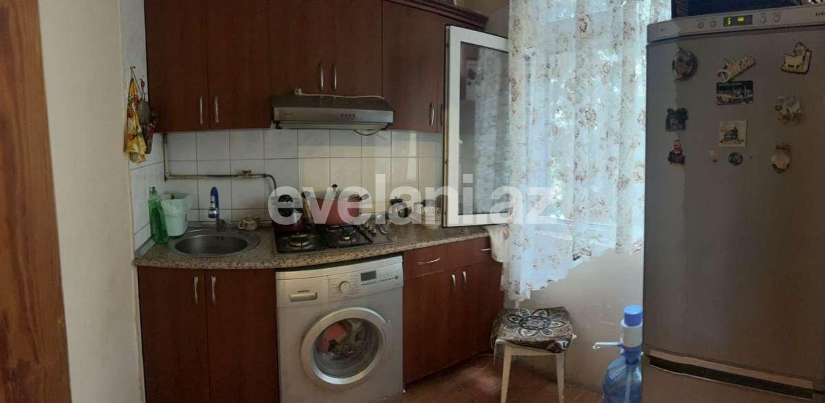 Satılır, köhnə tikili, 1 otaqlı, 30 m², Bakı, Binəqədi r, 7-ci mikrorayon q.