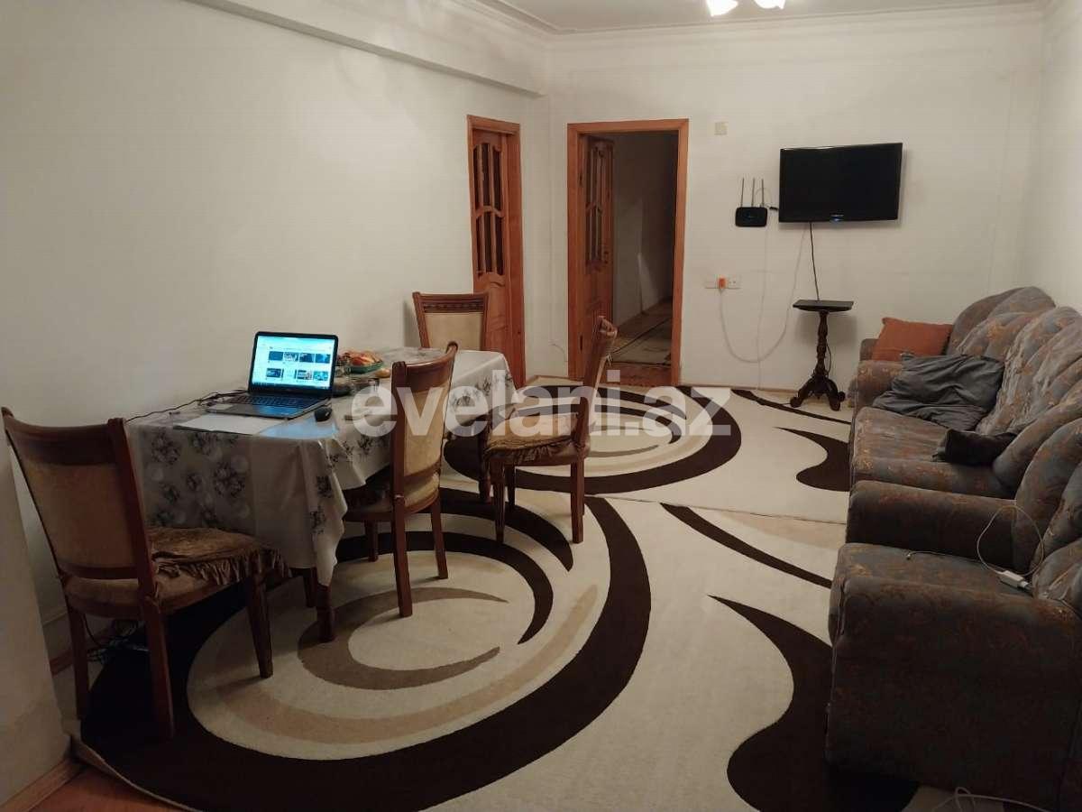 Satılır, köhnə tikili, 3 otaqlı, 83 m², Bakı, Nizami r.