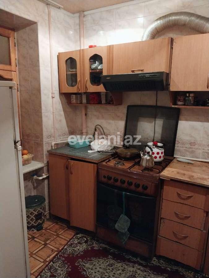 Satılır, köhnə tikili, 3 otaqlı, 83 m², Bakı, Nizami r.