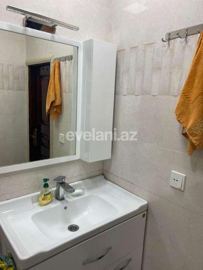 Kirayə verilir, köhnə tikili, 3 otaqlı, 55 m², Bakı, Nəsimi r, 4-cü mikrorayon q, Memar Əcəmi m.