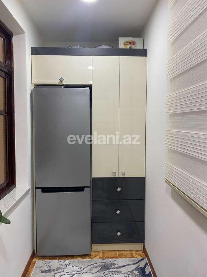 Kirayə verilir, köhnə tikili, 3 otaqlı, 55 m², Bakı, Nəsimi r, 4-cü mikrorayon q, Memar Əcəmi m.