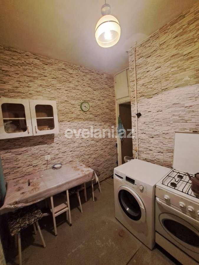 Kirayə verilir, köhnə tikili, 1 otaqlı, 70 m², Bakı, Binəqədi r, 7-ci mikrorayon q, Azadlıq prospekti m.