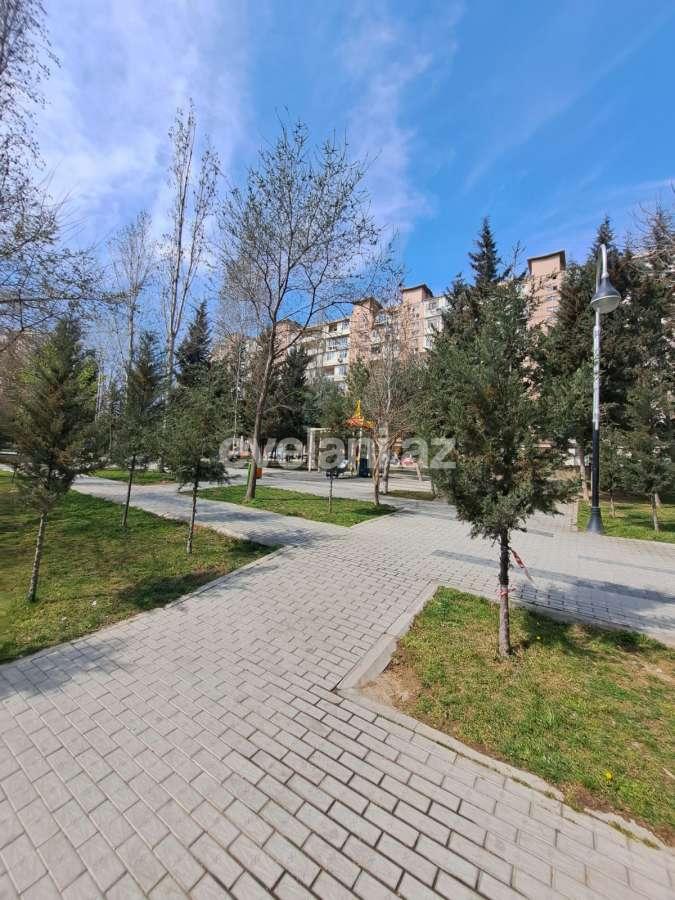 Kirayə verilir, köhnə tikili, 1 otaqlı, 70 m², Bakı, Binəqədi r, 7-ci mikrorayon q, Azadlıq prospekti m.