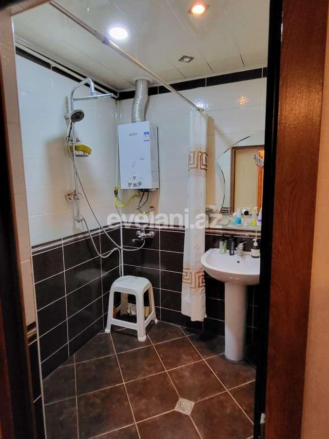 Sale, old building, 4 room, 90 m², Baku, Khatai r, Ahmedli m.