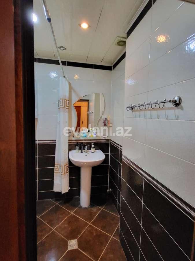 Sale, old building, 4 room, 90 m², Baku, Khatai r, Ahmedli m.