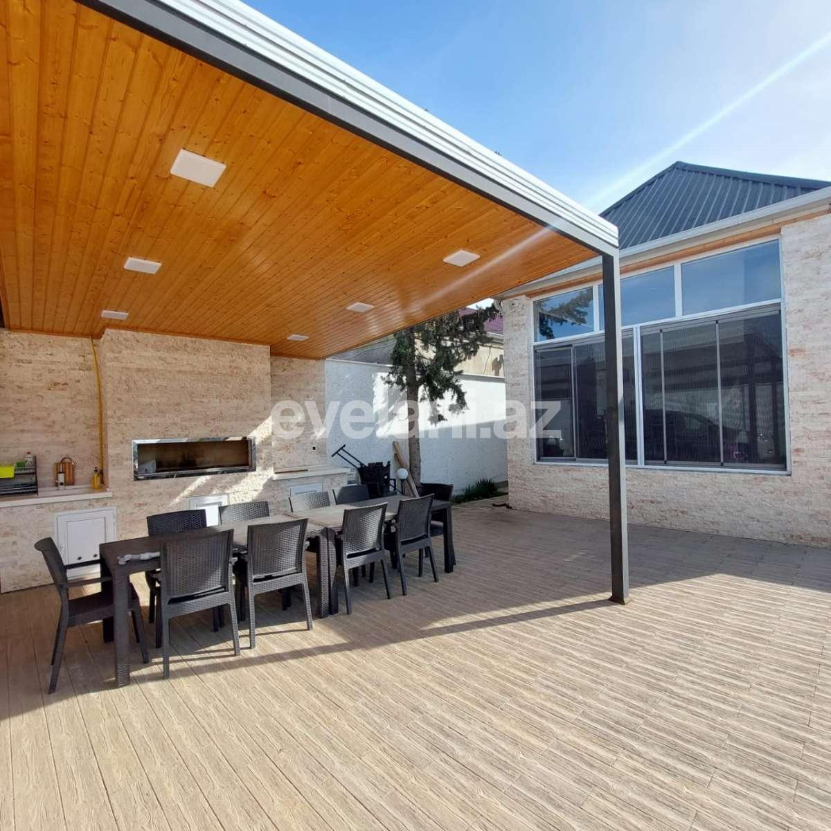 Satılır, həyət evi / bağ, 8 otaqlı, 240 m², Bakı, Xəzər r, Buzovna q.