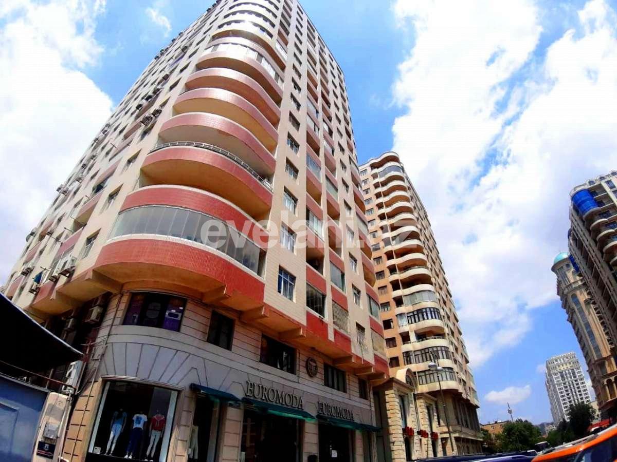 Satılır, yeni tikili, 4 otaqlı, 214 m², Bakı, Yasamal r, Elmlər Akademiyası m.