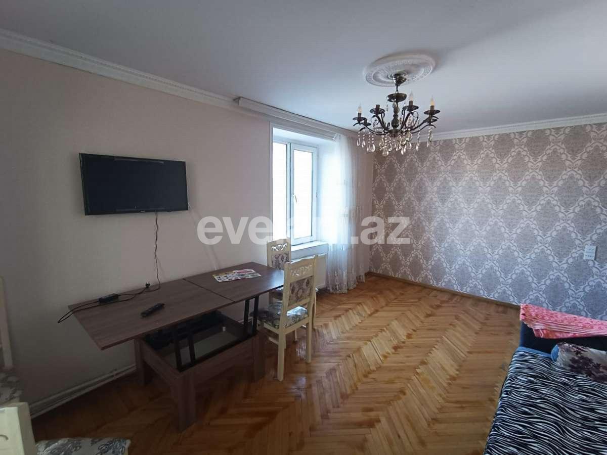 Kirayə verilir, köhnə tikili, 2 otaqlı, 45 m², Bakı, Nizami r, Xalqlar Dostluğu m.