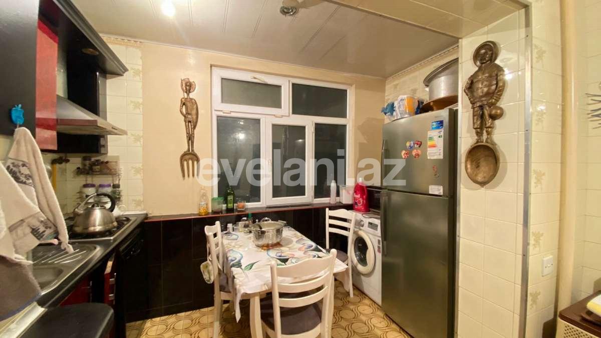 Продаётся, вторичка, 5-комнаты, 125 m², Баку, Бинагадинский r, 8-й микрорайон p, Азадлыг проспекти m.