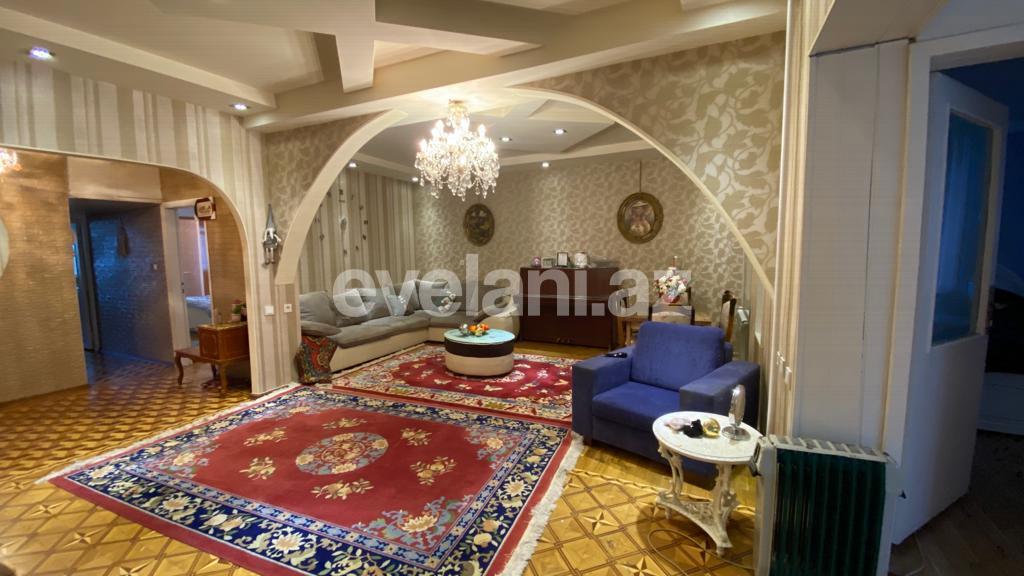 Продаётся, вторичка, 5-комнаты, 125 m², Баку, Бинагадинский r, 8-й микрорайон p, Азадлыг проспекти m.