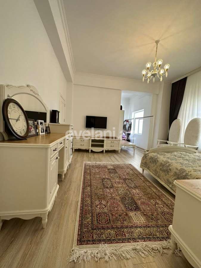 Sale, new building, 4 room, 200 m², Baku, Yasamal r, Elmlar Akademiyası m.