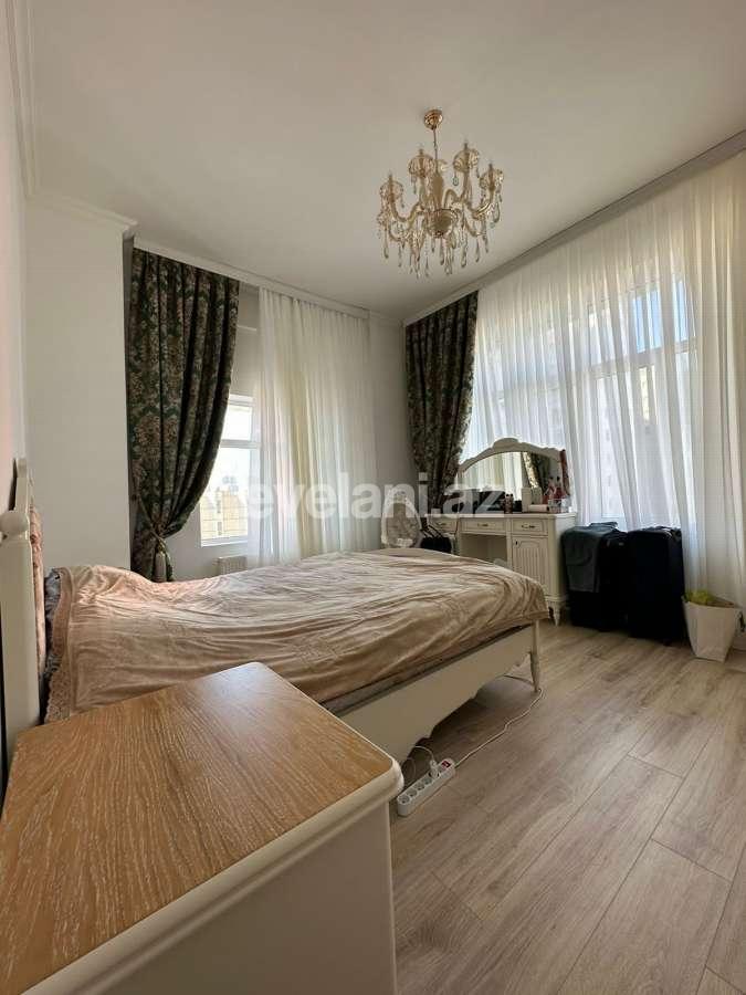 Sale, new building, 4 room, 200 m², Baku, Yasamal r, Elmlar Akademiyası m.