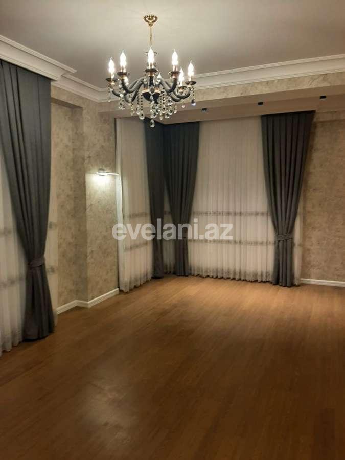 Satılır, yeni tikili, 3 otaqlı, 109 m², Bakı, Binəqədi r, 8-ci mikrorayon q, Azadlıq prospekti m.