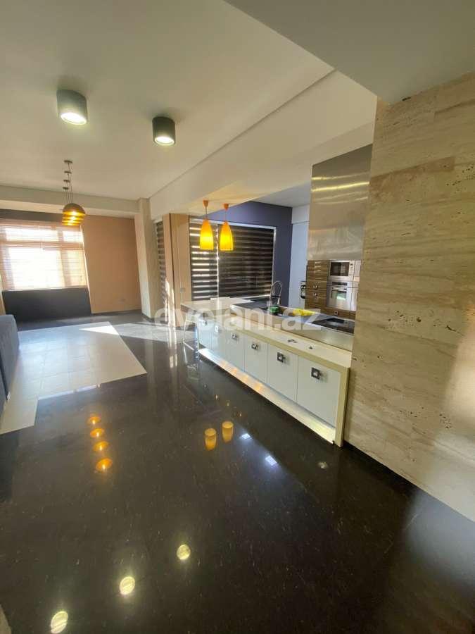 Kirayə verilir, yeni tikili, 4 otaqlı, 190 m², Bakı, Xətai r, Şah İsmayıl Xətai m.