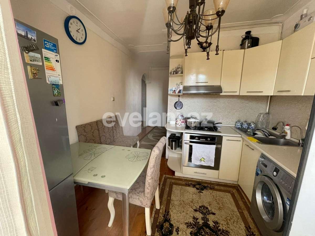 Satılır, köhnə tikili, 3 otaqlı, 75 m², Bakı, Xətai r.