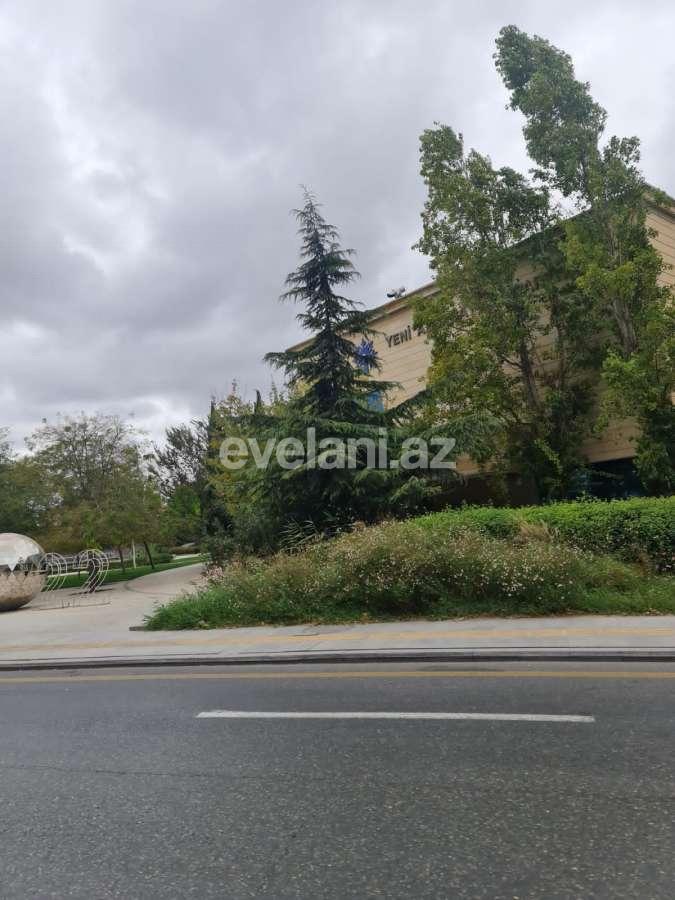 Satılır, yeni tikili, 2 otaqlı, 62 m², Bakı, Binəqədi r, 8-ci mikrorayon q, Azadlıq prospekti m.