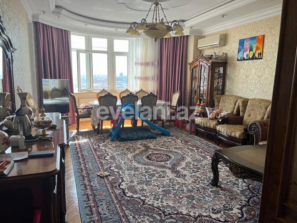 Satılır, yeni tikili, 4 otaqlı, 178 m², Bakı, Binəqədi r, Gənclik m.
