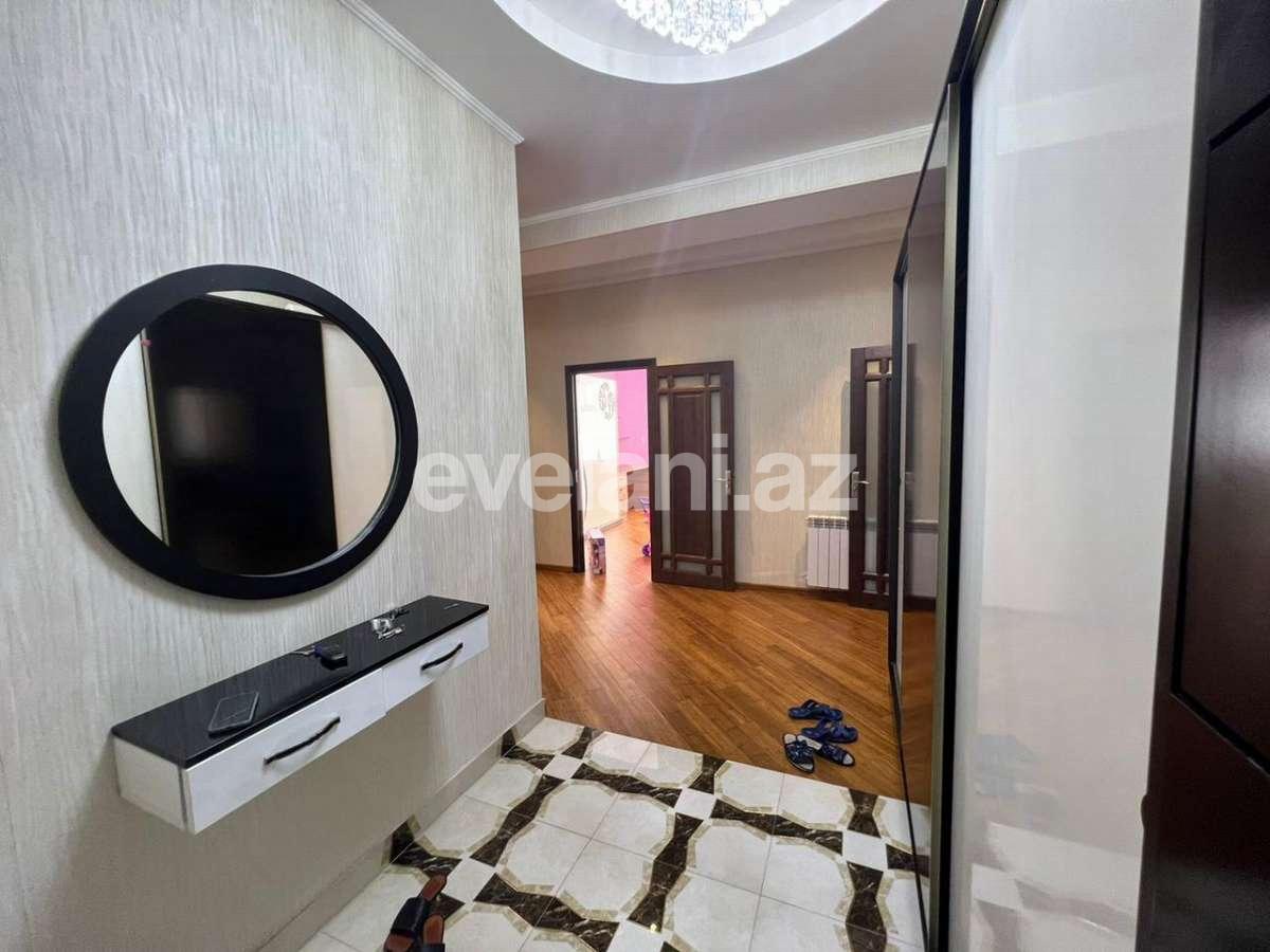 Satılır, yeni tikili, 3 otaqlı, 130 m², Bakı, Binəqədi r, 9-cu mikrorayon q, Memar Əcəmi m.