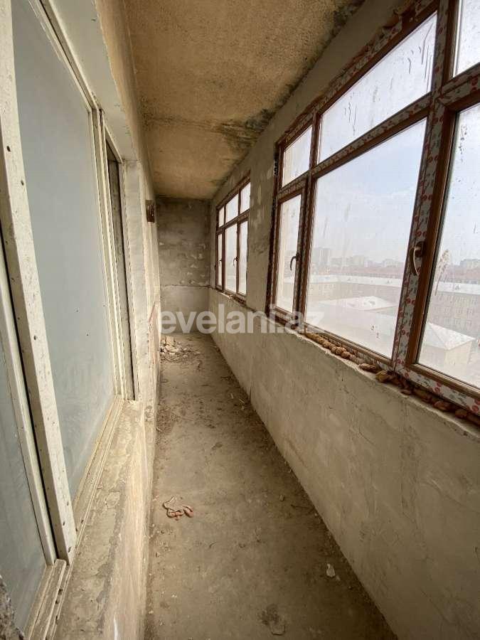 Satılır, köhnə tikili, 3 otaqlı, 90 m², Bakı, Binəqədi r, 6-cı mikrorayon q, Nəsimi m.